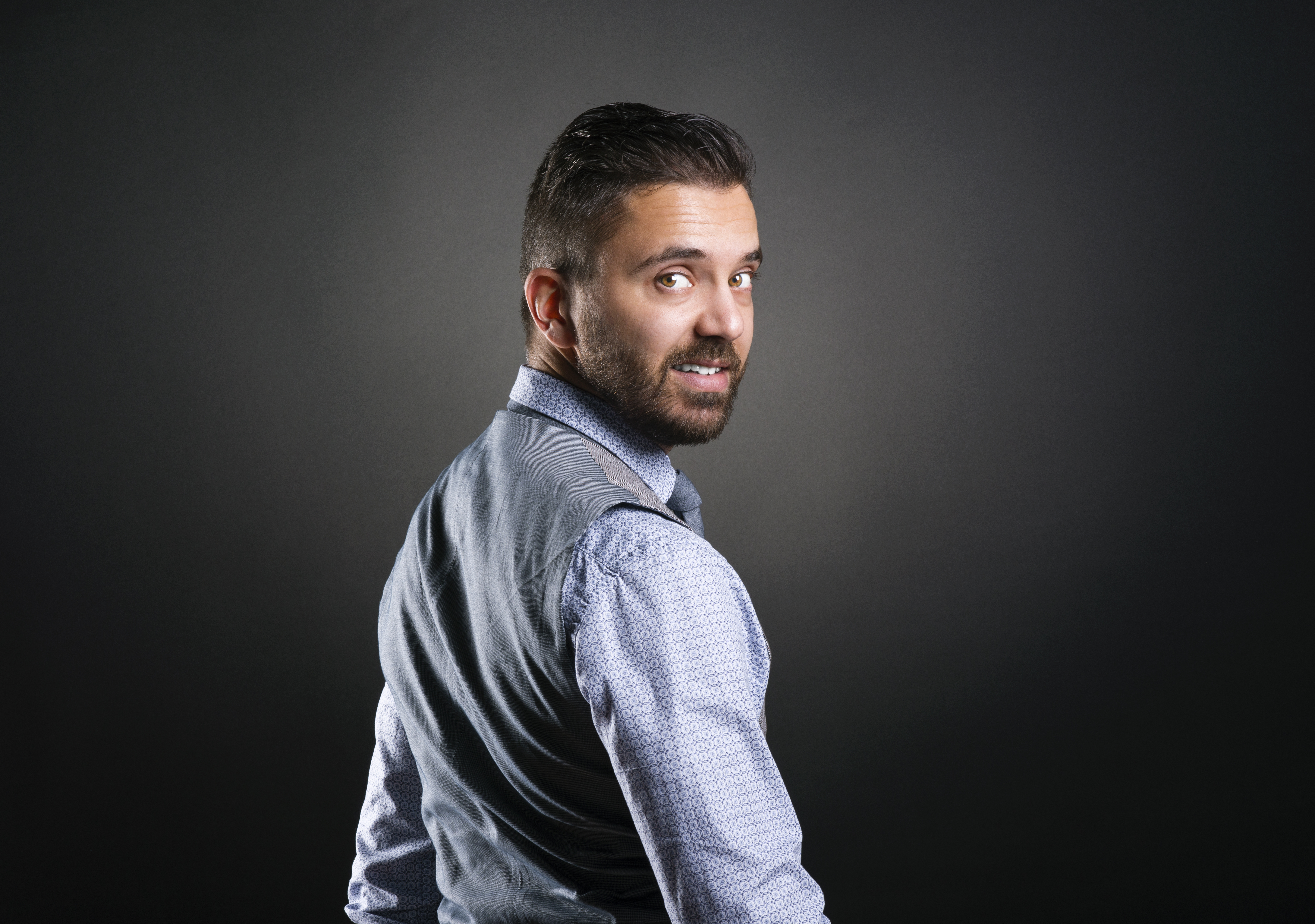 Beyond Tungsten and Daylight: How Creative Gels Can Become Your Most Precise Lighting Tool