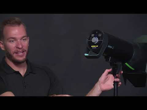 How Strobes Actually Freeze Motion (And Why Your Shutter Speed Is Not the Answer)