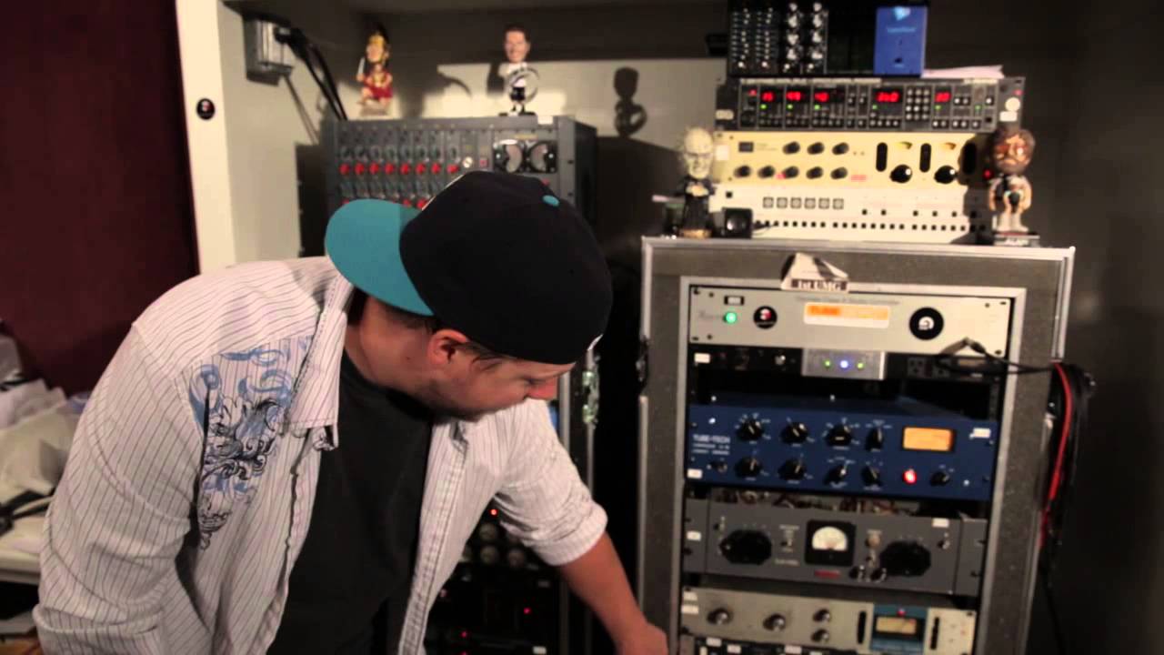 Inside a Pro Recording Studio: Gear Choices That Actually Explain Themselves