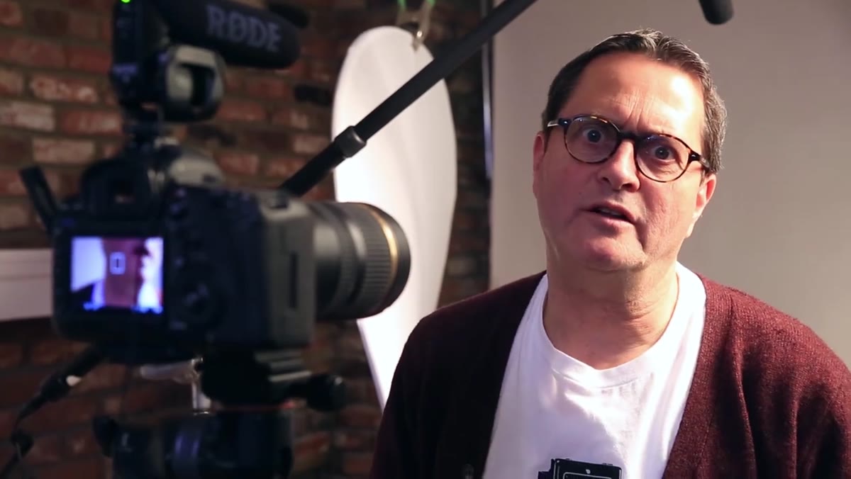 Rode VideoMic Pro mounted on camera hot shoe
