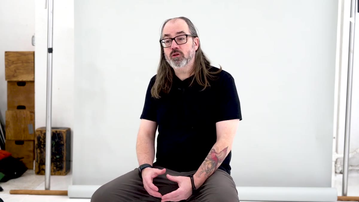 Daniel Norton describing soft, flattering window light setups