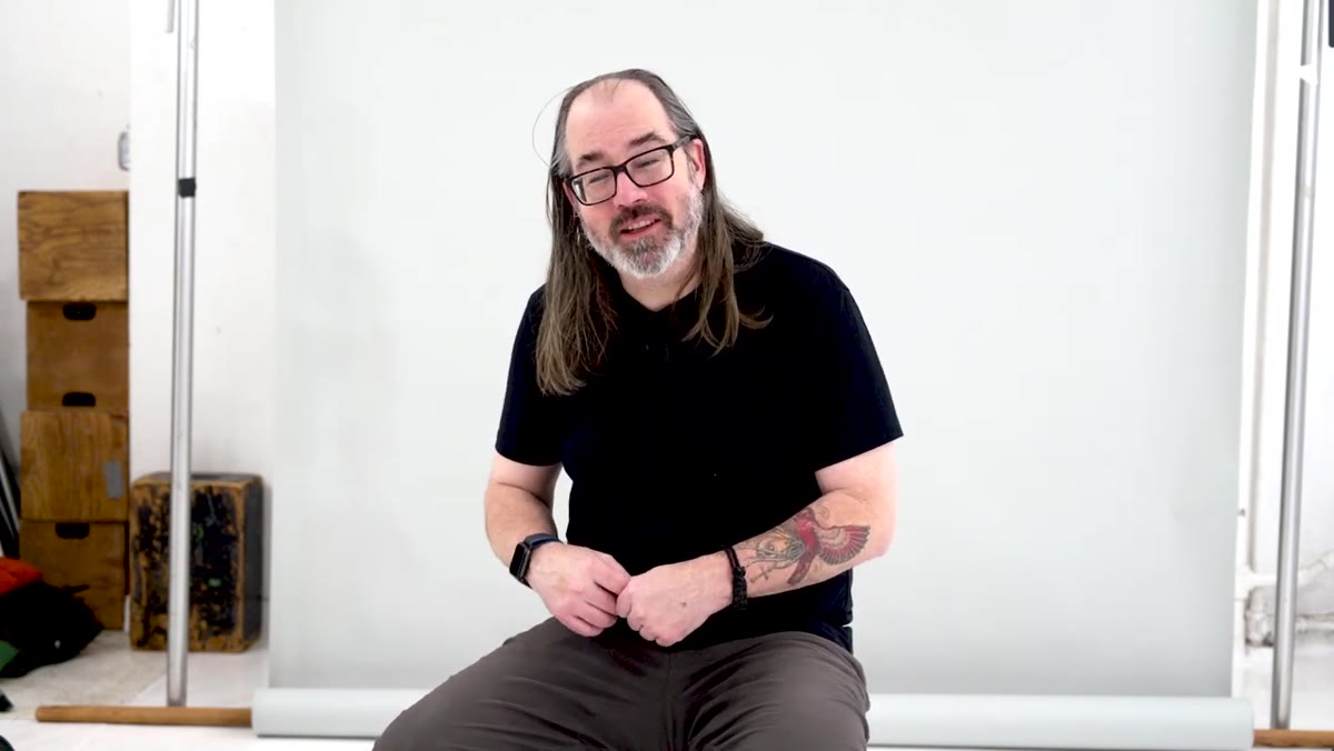 Norton explaining constant light to contract pupils before flash exposure