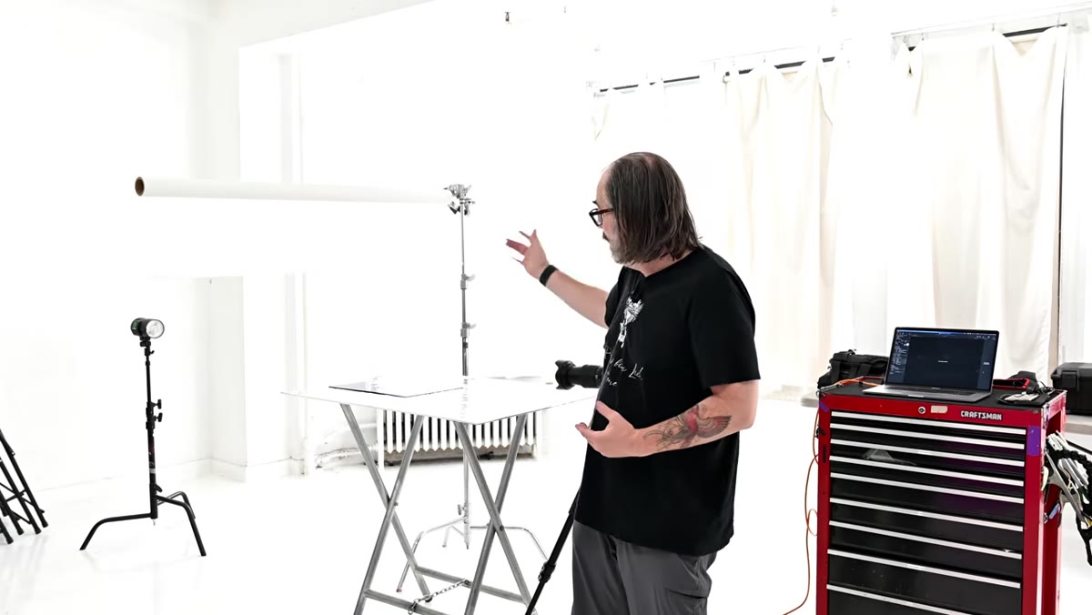 Profoto B10 positioned far behind translum material