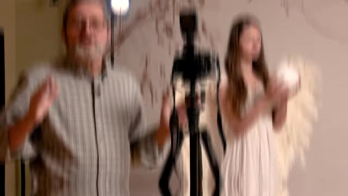 Camera body and lens setup described on set