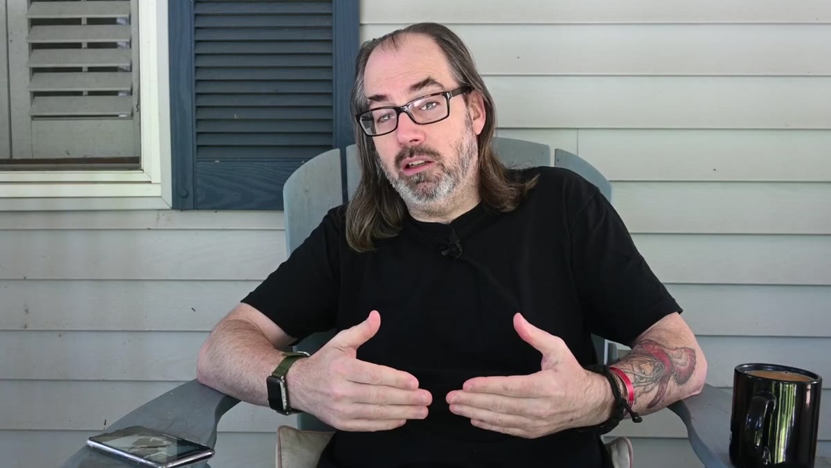 Comparing small vs. large light source sizes