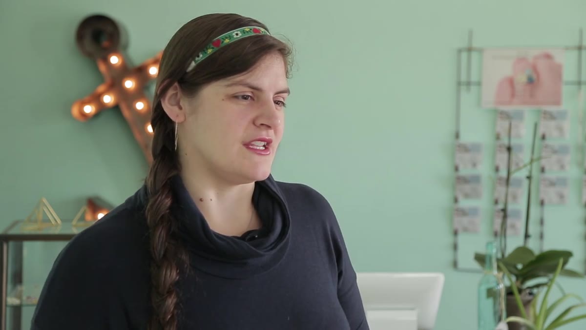 Alexa describes her cramped 110-square-foot home studio