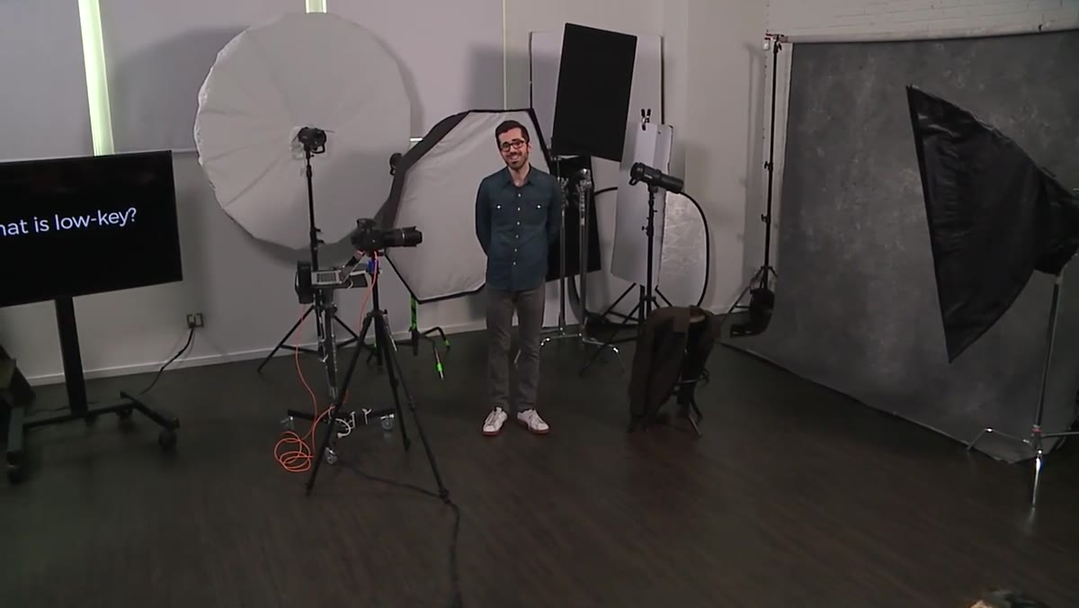 Chris Knight introducing the concept of low-key at a studio