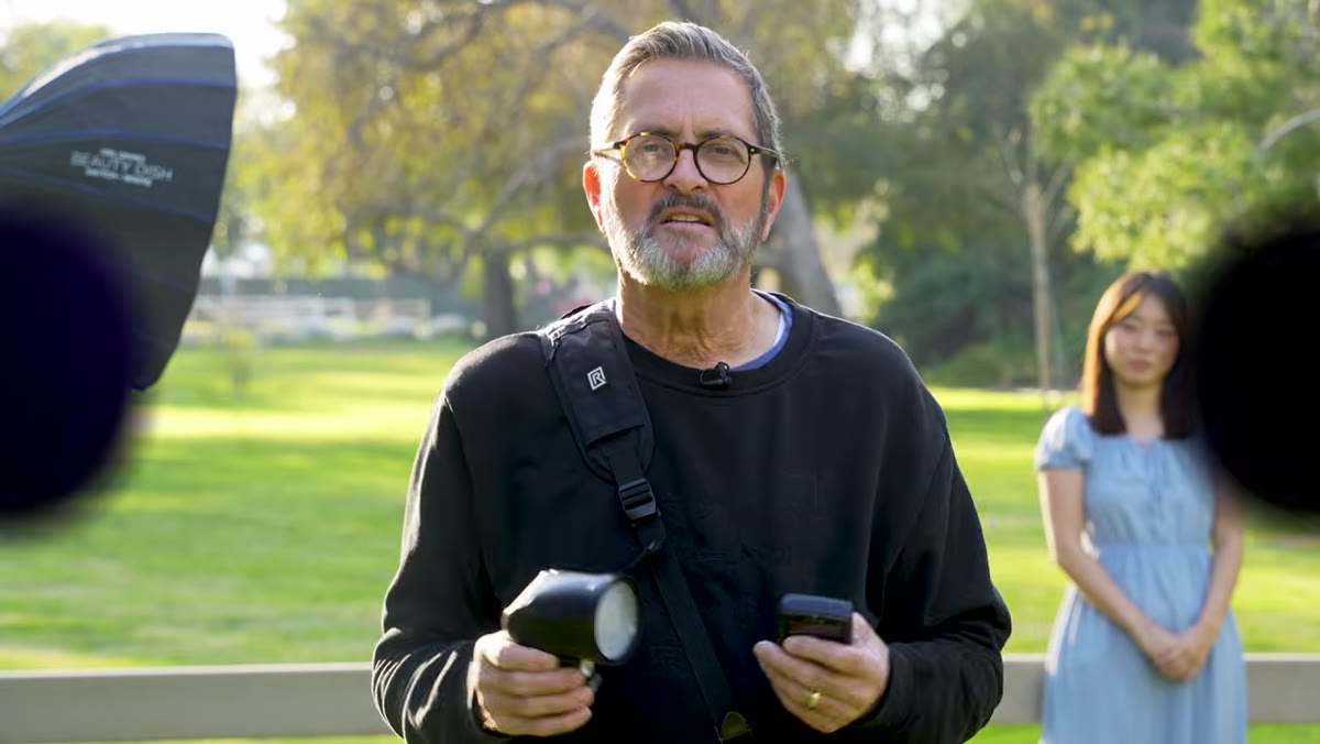 Jay listing speedlight pros and cons to camera