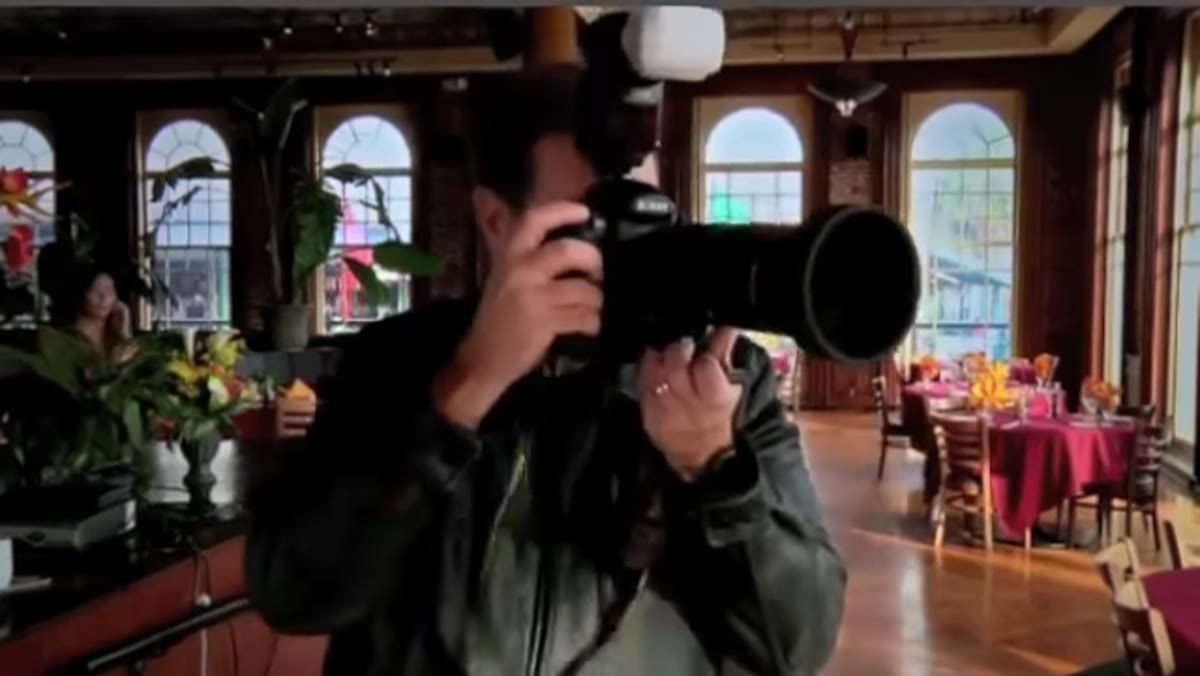Diffusion dome attached to flash head