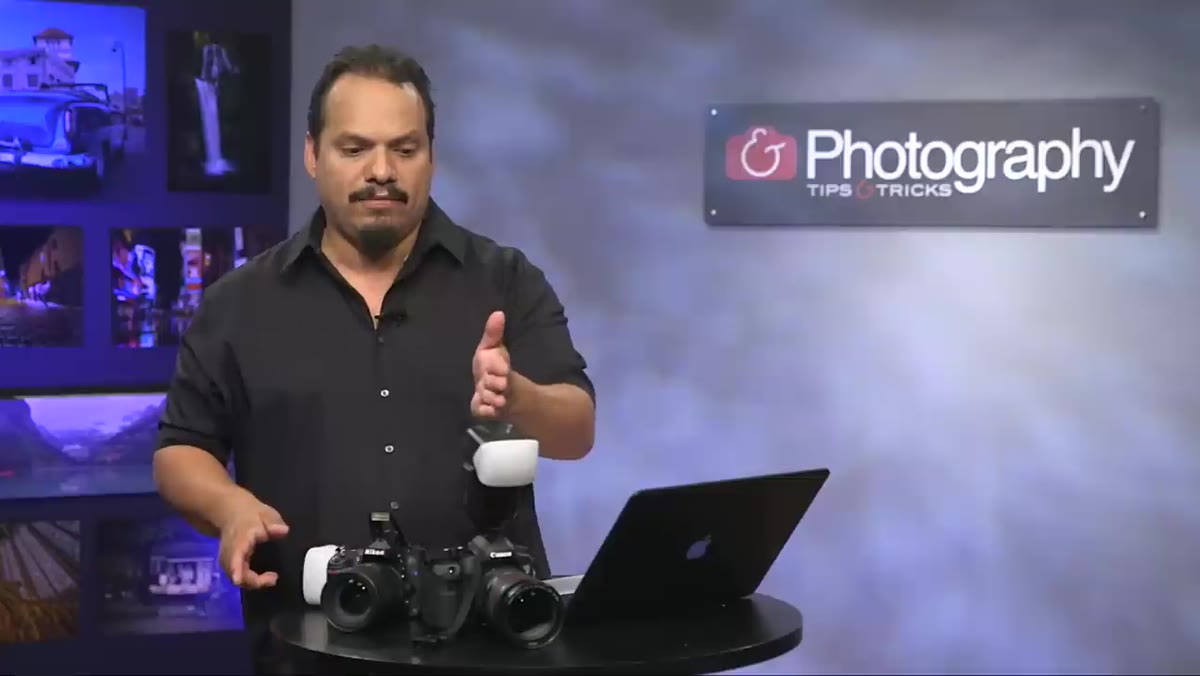 Flash aimed straight at subject, flat frontal light result
