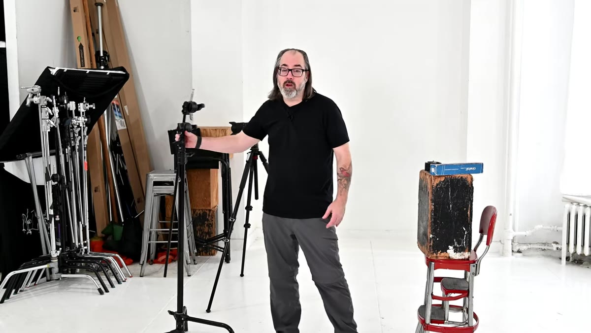 C-stand with arm extended in Norton&rsquo;s New York studio