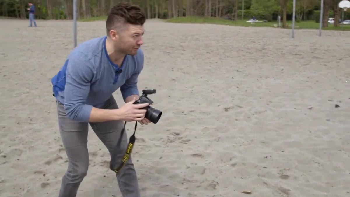 Photographer describing F11 exposure setting outdoors