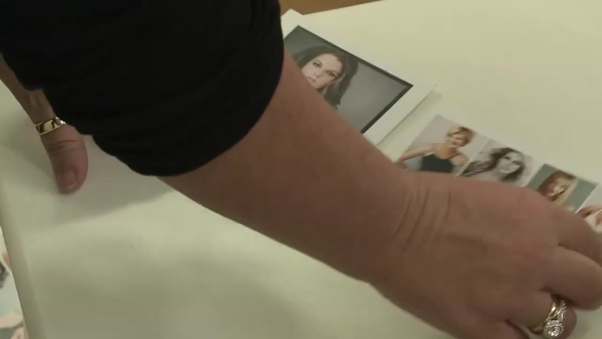 Photographer explains the origin and name of the covergirl shot