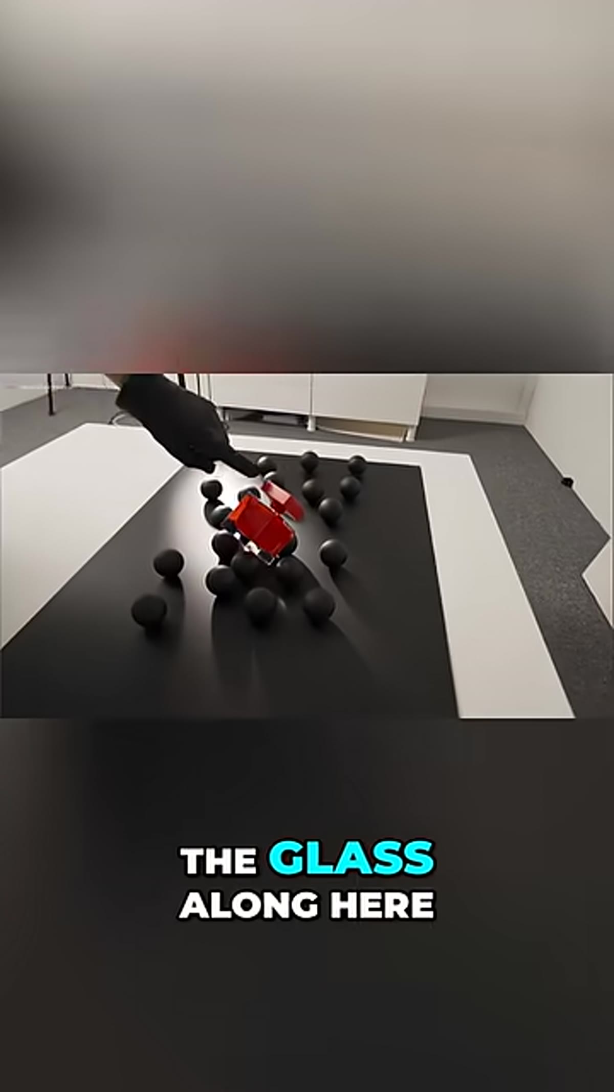 Camera view showing edge light on glass with red color retained