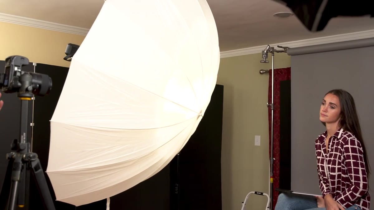 JP introducing silver, shoot-through, and bounce umbrella comparison