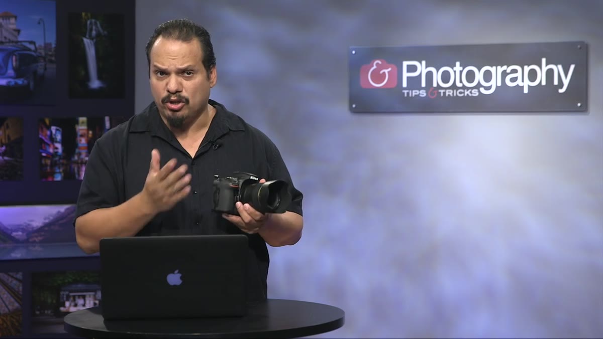 Camera controls being adjusted for aperture priority mode