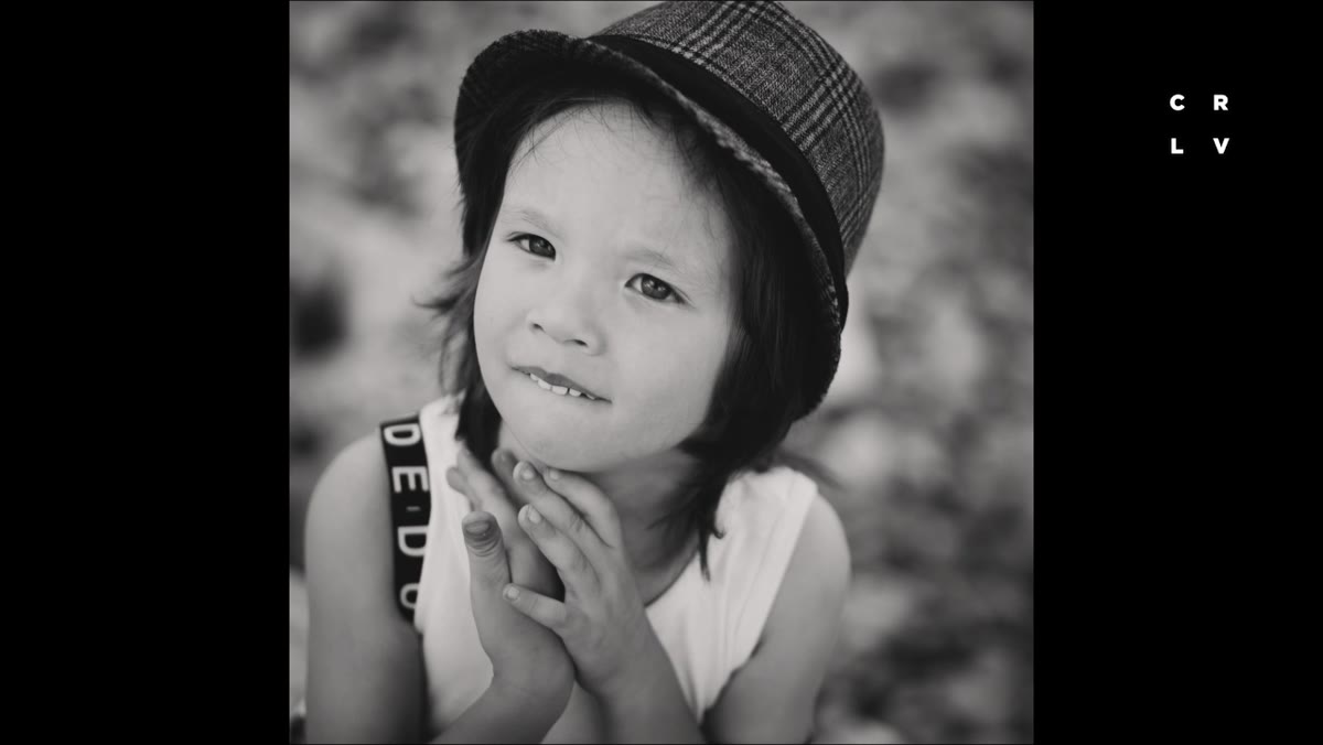 Twilight stating her goal to provide portraits to special needs families