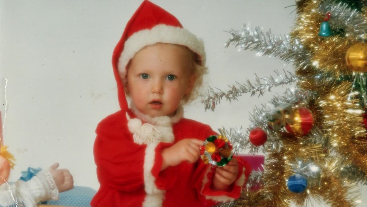 Geddes recounting her first holiday card made at home with basic equipment