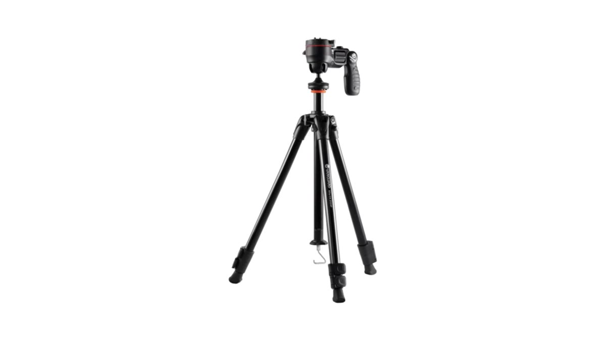 Vanguard tripod with pistol grip head shown alongside memory card and reader