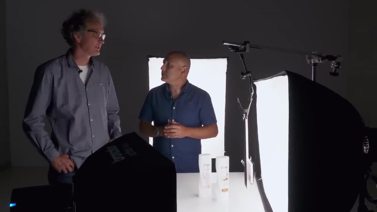 broncolor LED panel showing color temperature controls